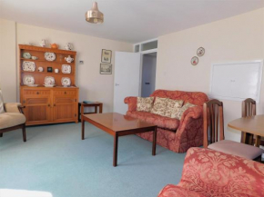1 Driftway Court